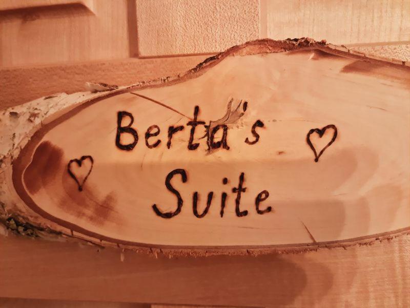 Braito'S Seaside Lodges Und Suites هالدينسي الغرفة الصورة